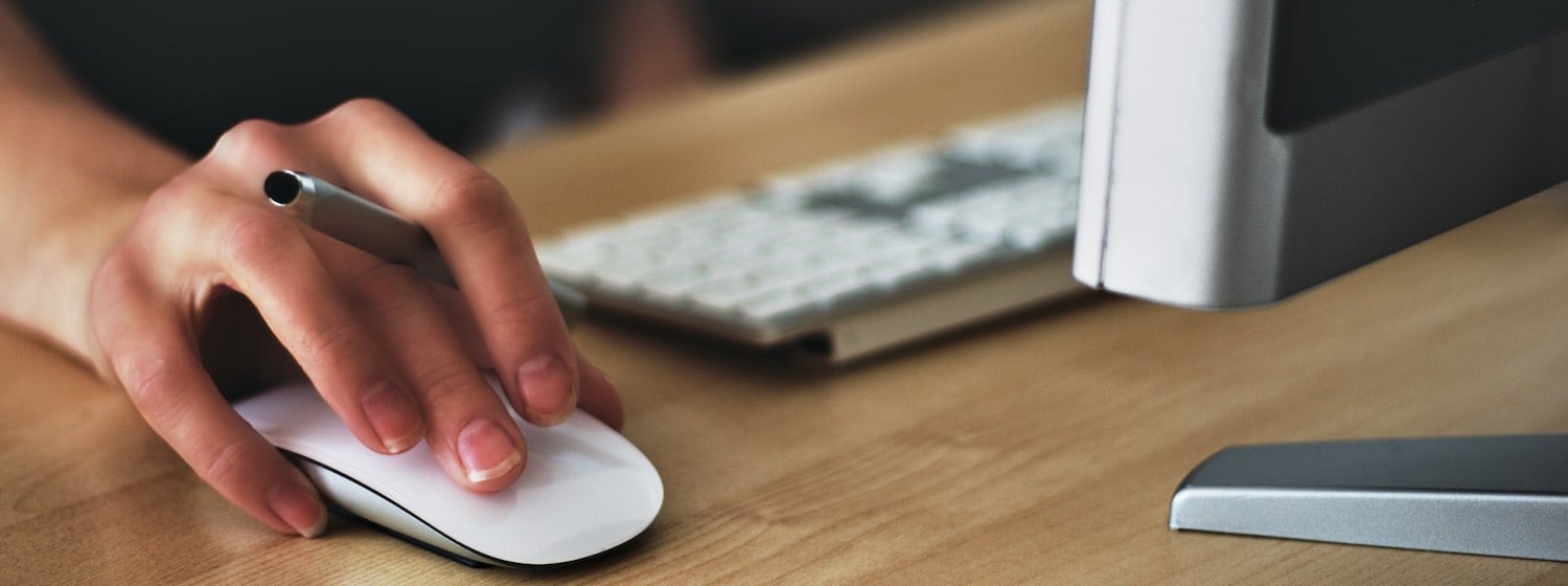 Professional email - Person working on Desktop computer
